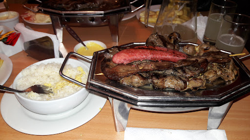 Kimbos Pollos Parrillas