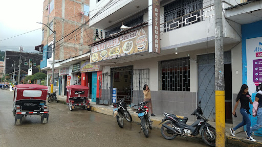 Restaurant pollería Santa Rosa N 359