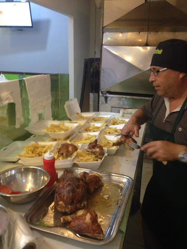 Pollos a la brasa Monterrey