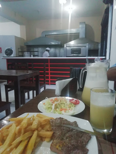 La Esquina - Pollos a la Brasa